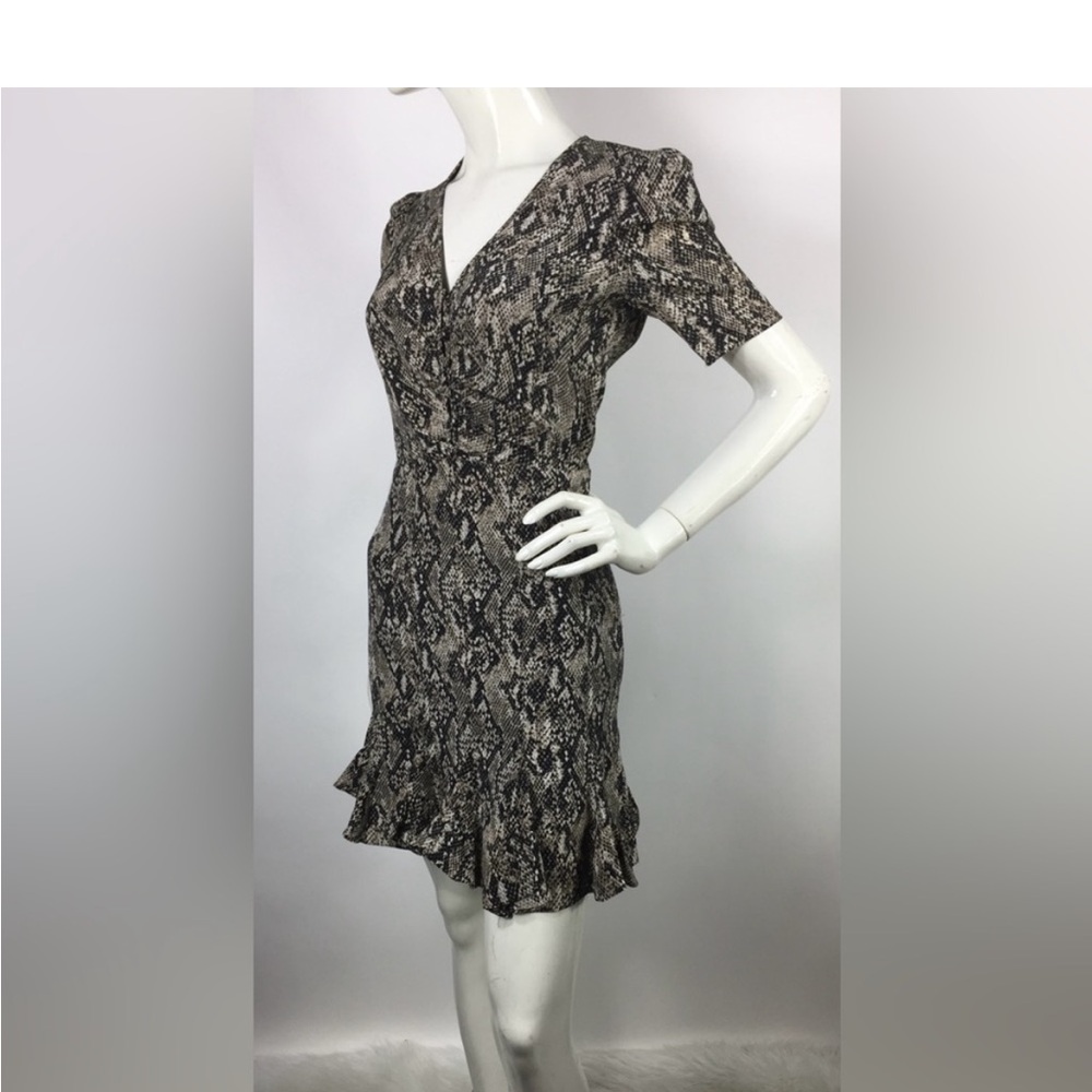 100% silk Veronica Beard Snake Print Dress ruched - Picture 12 of 14